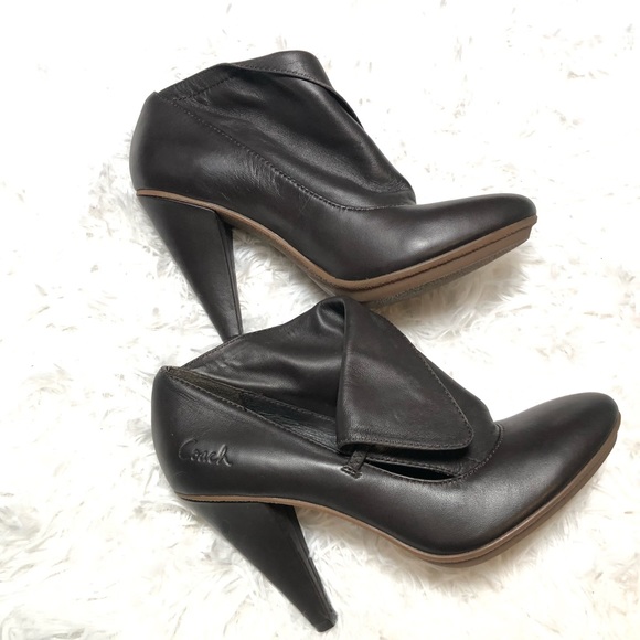 Coach - Picture 3 of 8